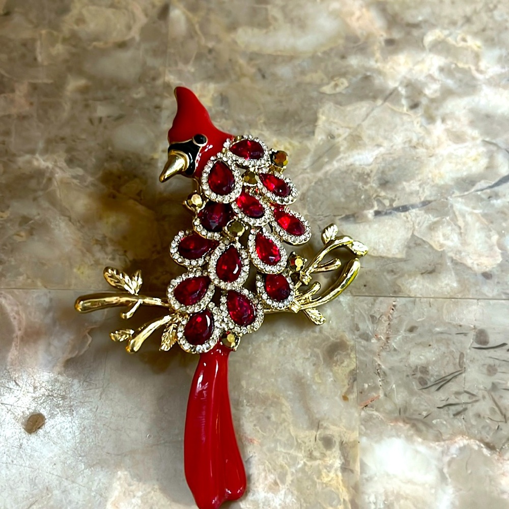 ANNE KLEIN CARDINAL PIN BEAUTIFUL RED AND GOLD